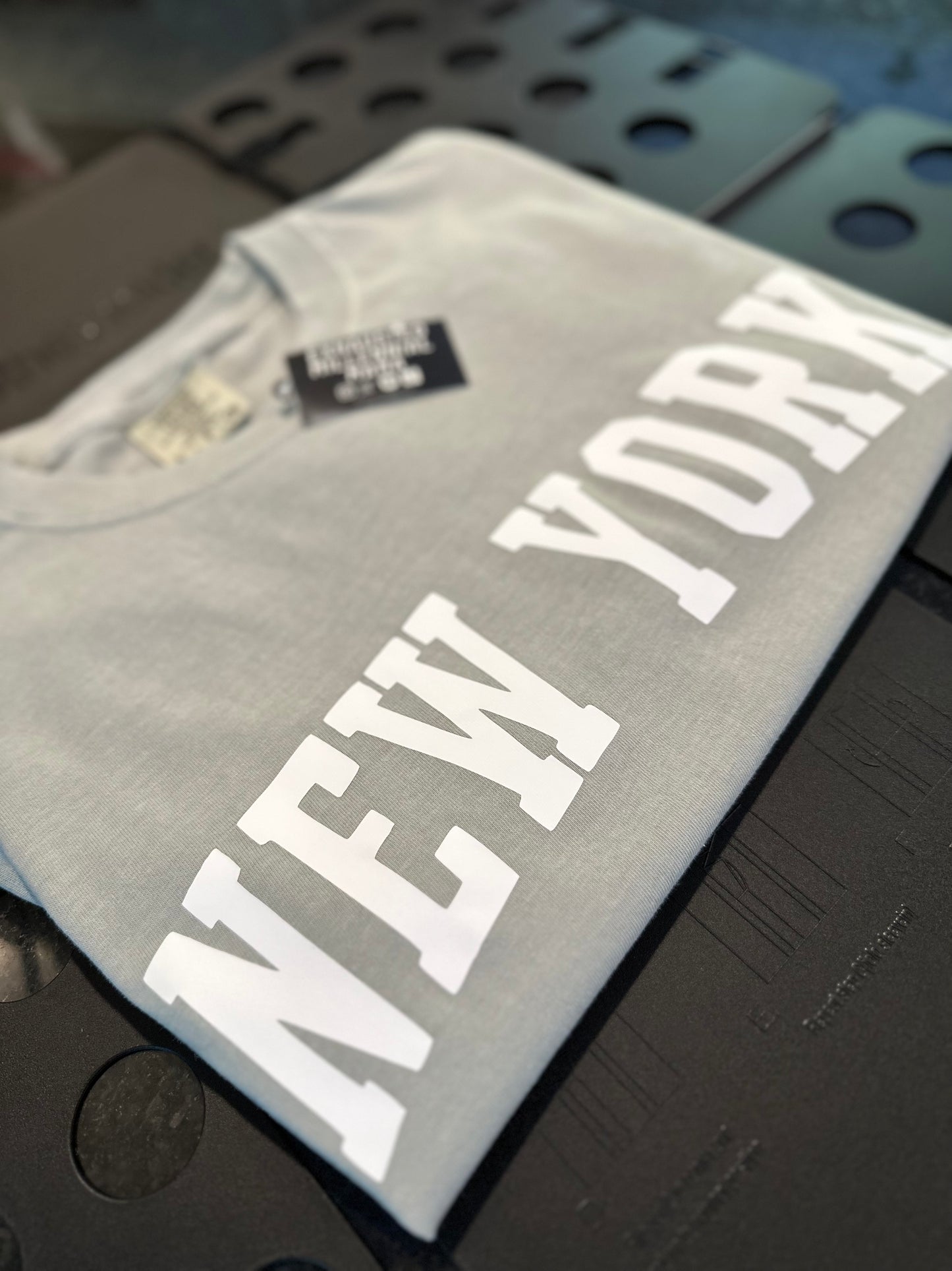 NEW YORK COMFORT COLORS UNISEX TEE